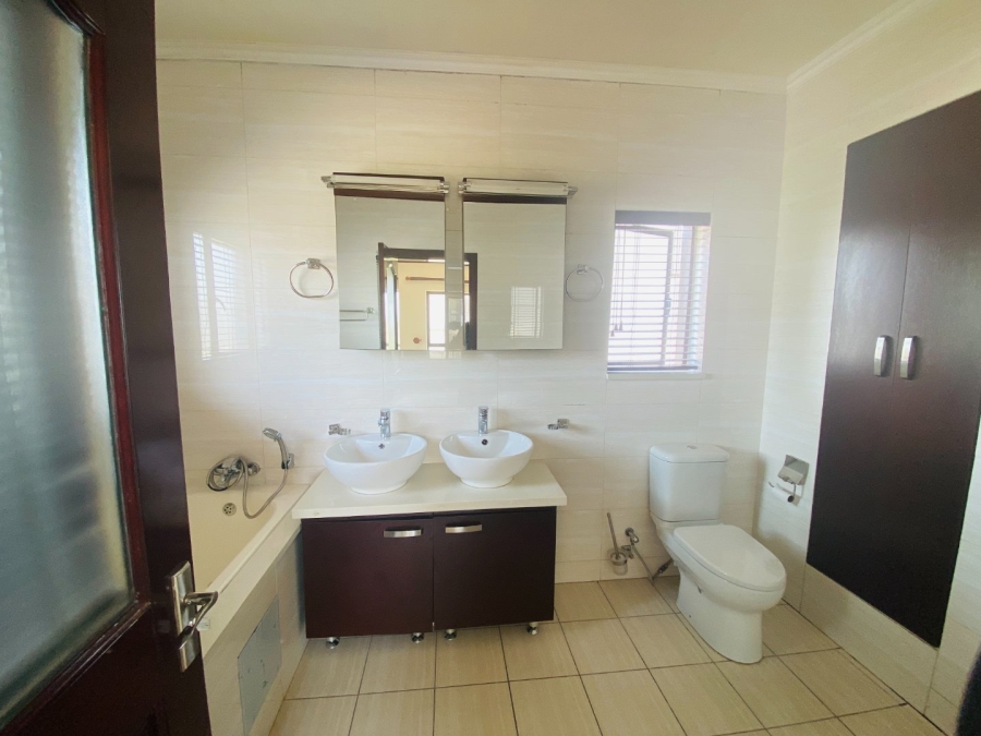 2 Bedroom Property for Sale in Summerset Gauteng