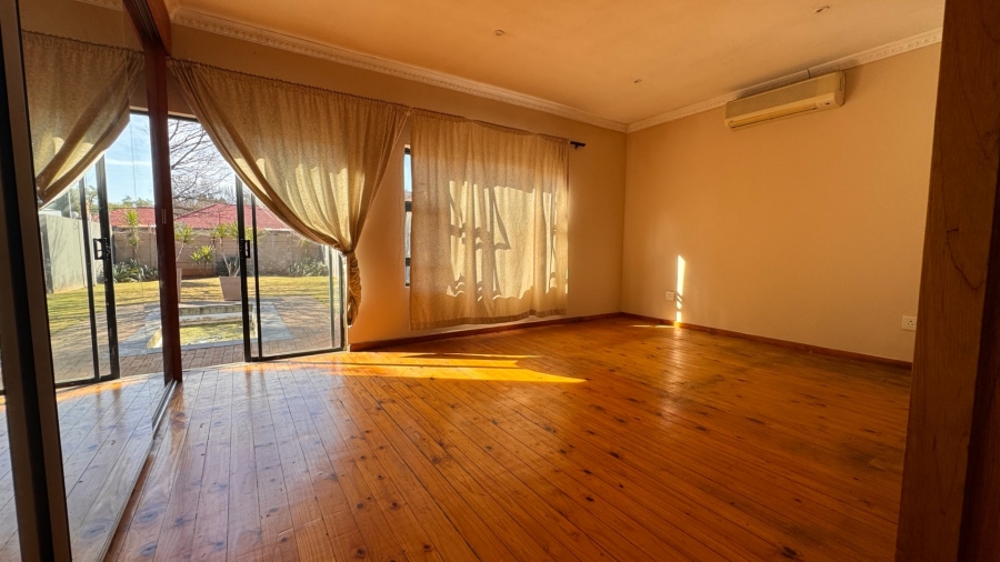 3 Bedroom Property for Sale in Three Rivers Gauteng