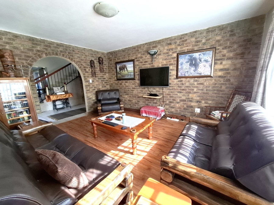 3 Bedroom Property for Sale in Wierda Park Gauteng