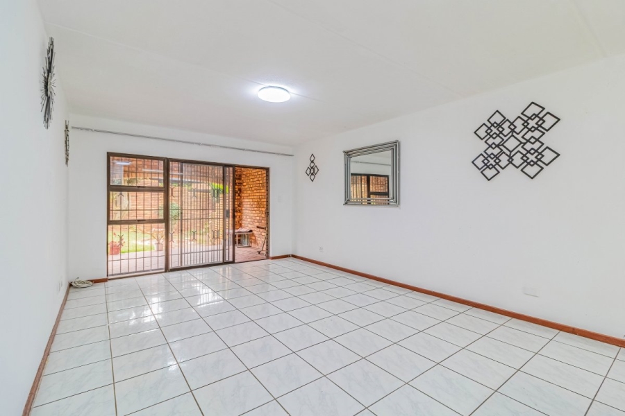 2 Bedroom Property for Sale in Bruma Gauteng