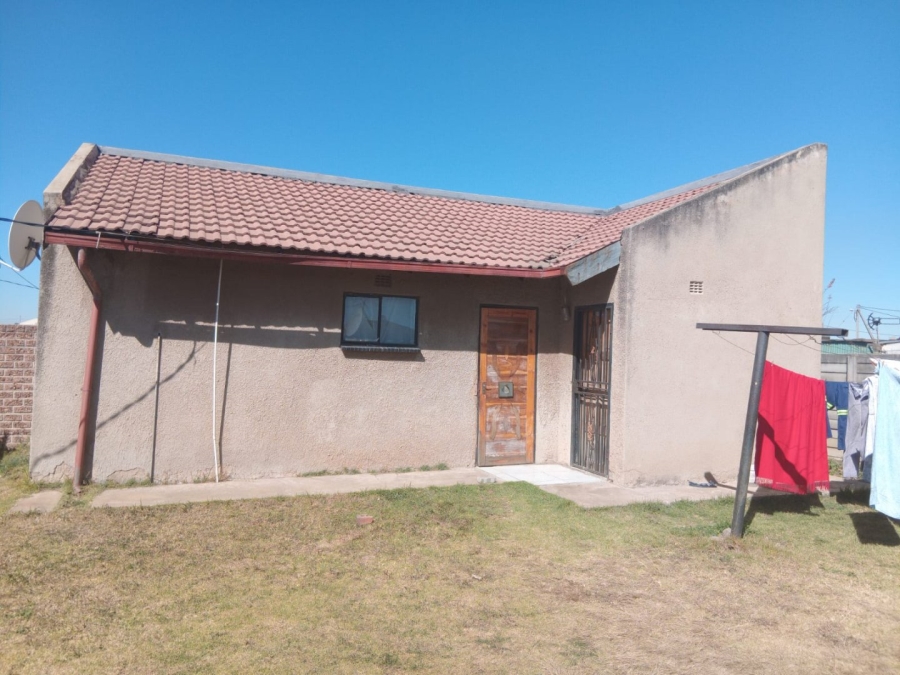 2 Bedroom Property for Sale in Buhle Park Gauteng