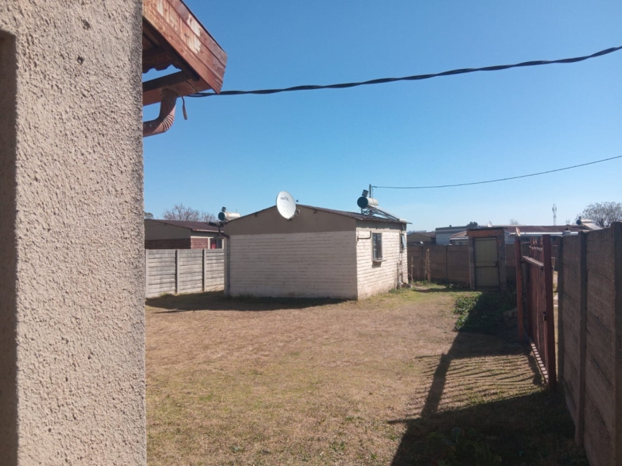 2 Bedroom Property for Sale in Buhle Park Gauteng