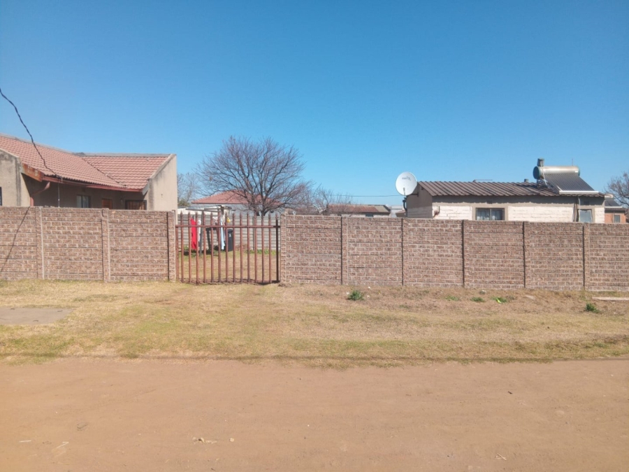 2 Bedroom Property for Sale in Buhle Park Gauteng