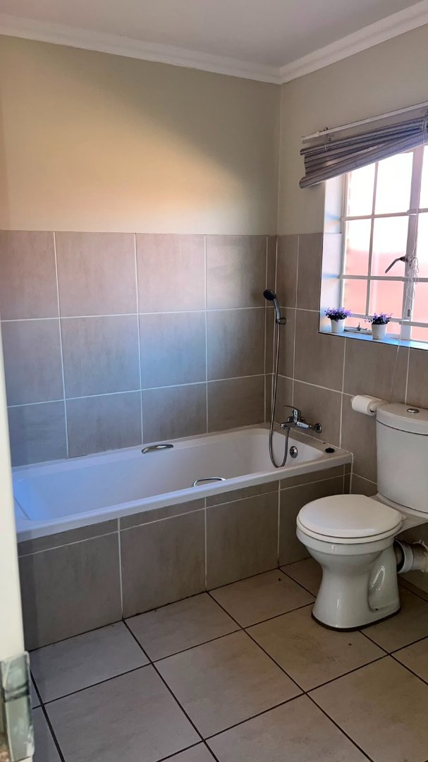 2 Bedroom Property for Sale in Equestria Gauteng