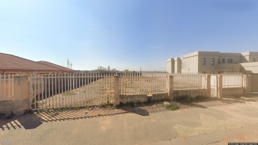 Commercial Property for Sale in Lenasia Ext 13 Gauteng