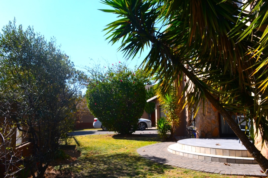 3 Bedroom Property for Sale in Montecello Estate Gauteng