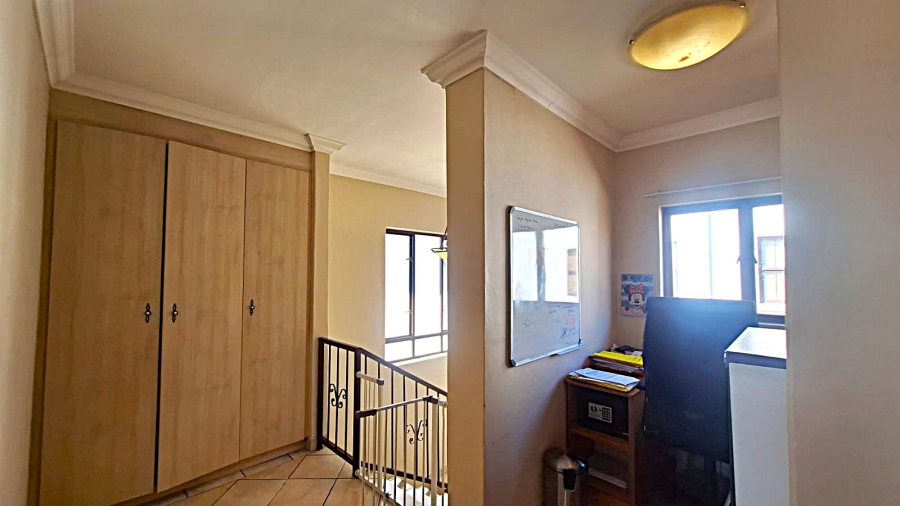 3 Bedroom Property for Sale in Montecello Estate Gauteng