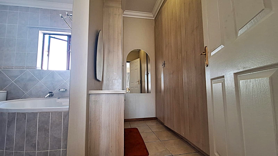 3 Bedroom Property for Sale in Montecello Estate Gauteng