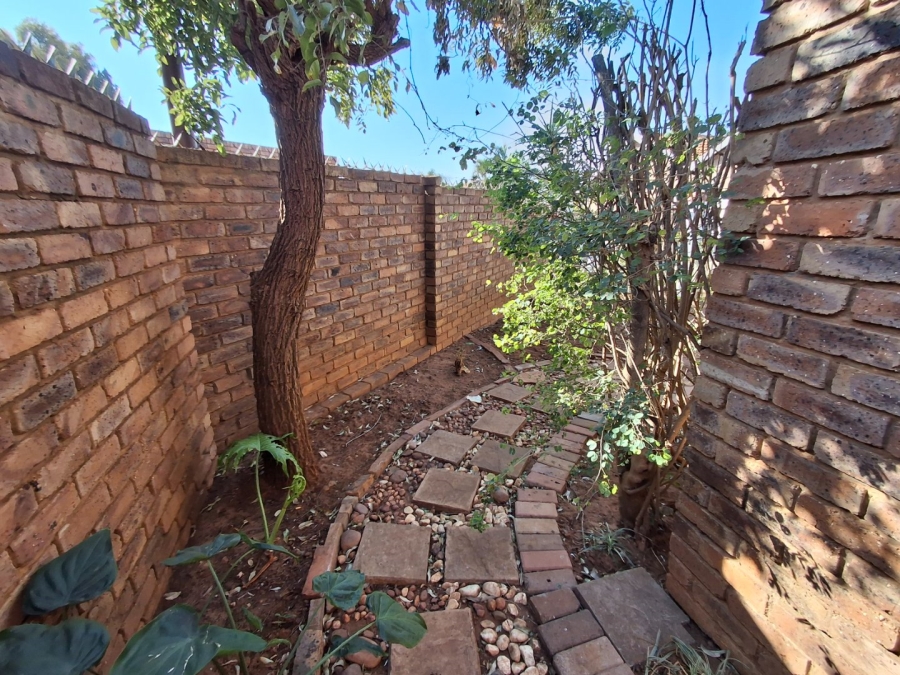 3 Bedroom Property for Sale in Magalieskruin Gauteng