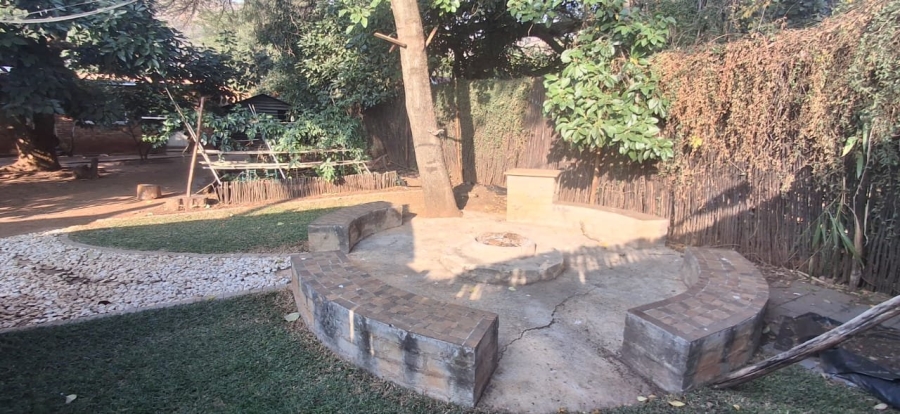 5 Bedroom Property for Sale in Florauna Gauteng