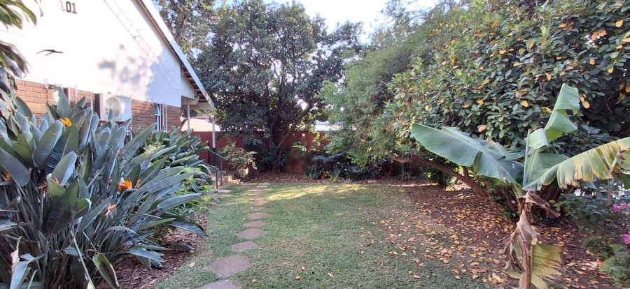 5 Bedroom Property for Sale in Florauna Gauteng