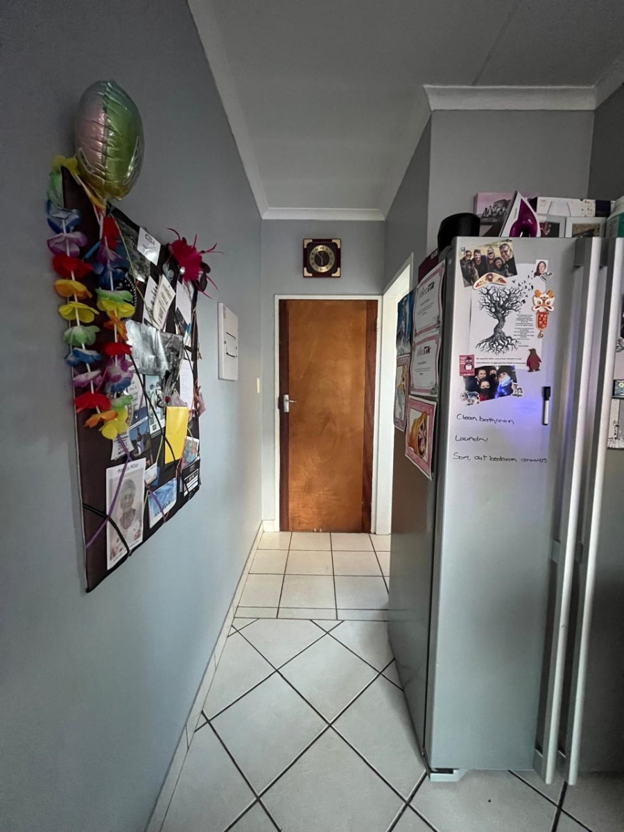 1 Bedroom Property for Sale in Highveld Gauteng