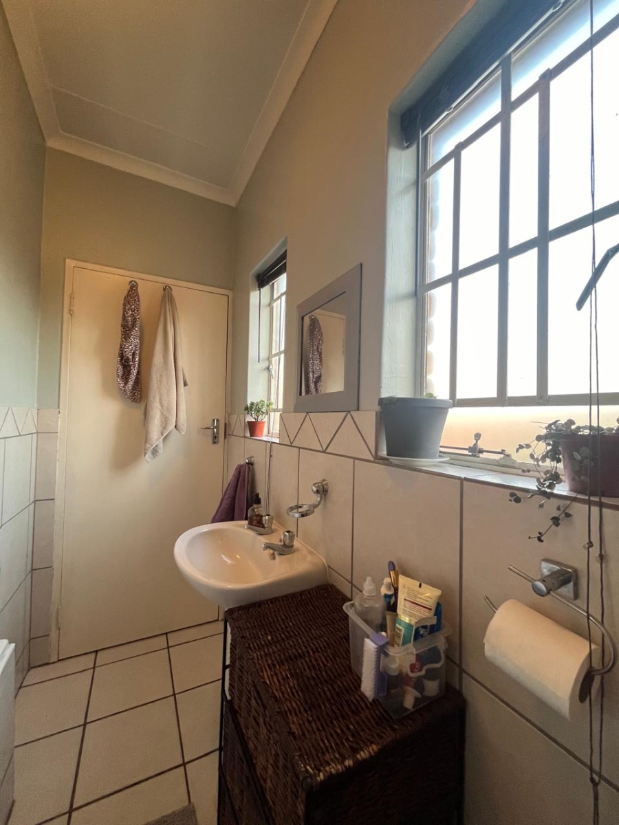 1 Bedroom Property for Sale in Highveld Gauteng