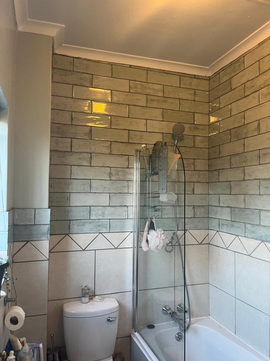 1 Bedroom Property for Sale in Highveld Gauteng