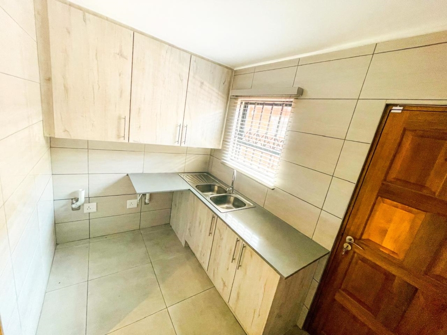 3 Bedroom Property for Sale in Brackenhurst Gauteng