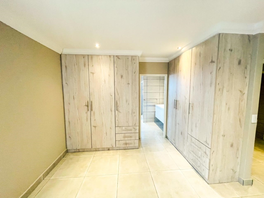 3 Bedroom Property for Sale in Brackenhurst Gauteng