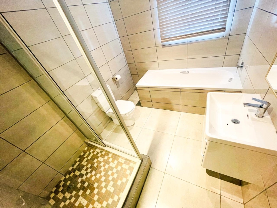 3 Bedroom Property for Sale in Brackenhurst Gauteng
