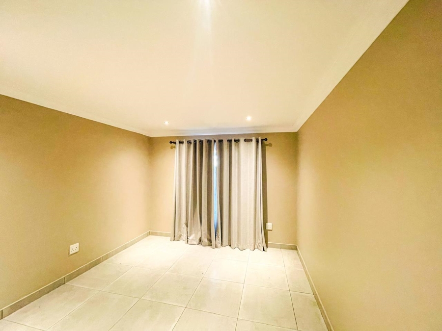 3 Bedroom Property for Sale in Brackenhurst Gauteng