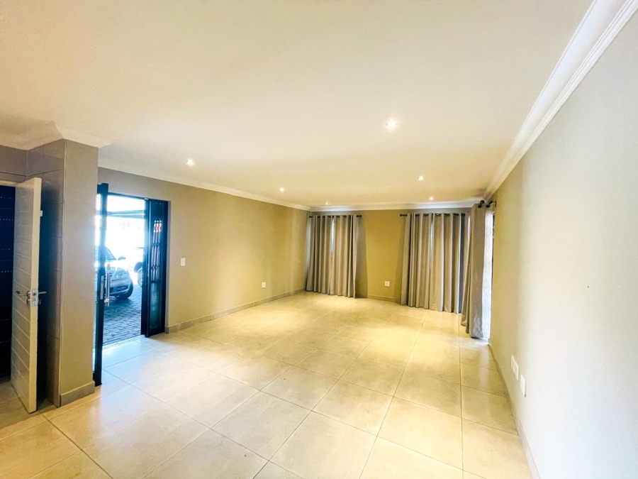 3 Bedroom Property for Sale in Brackenhurst Gauteng