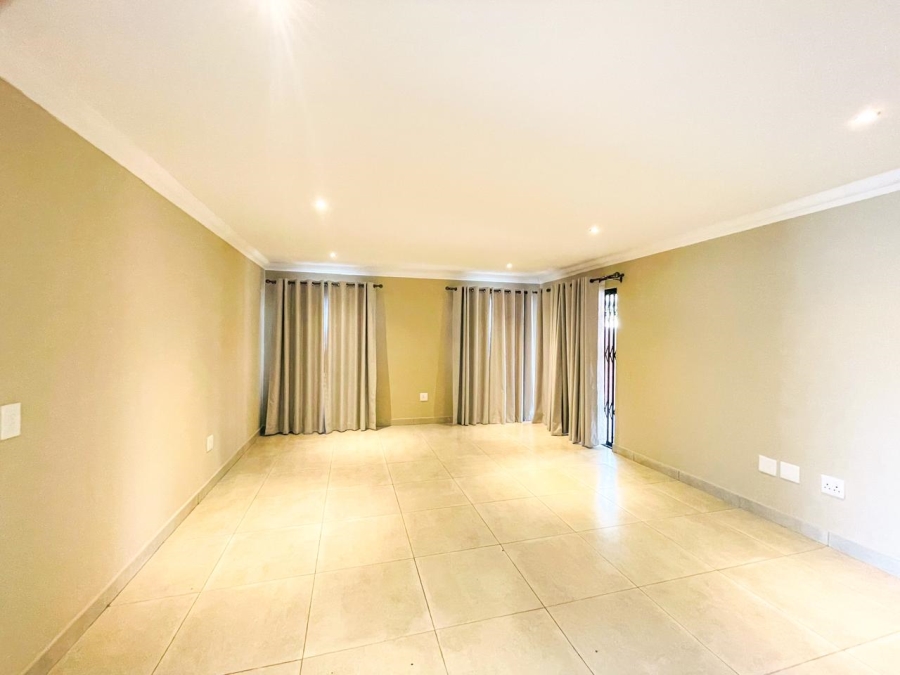 3 Bedroom Property for Sale in Brackenhurst Gauteng