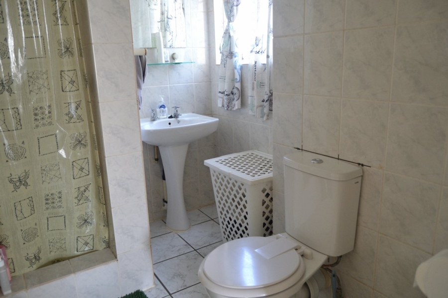2 Bedroom Property for Sale in Eden Glen Gauteng
