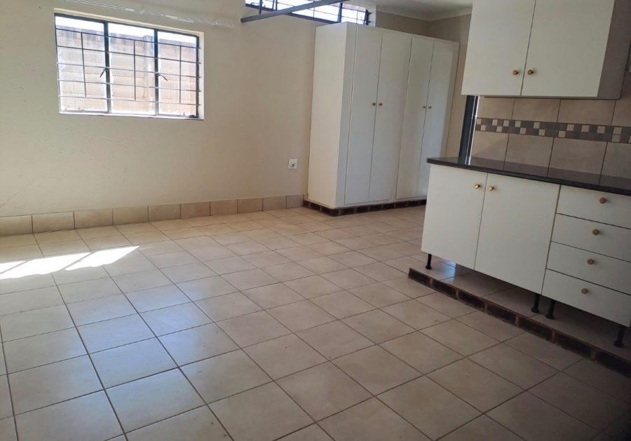 To Let  Bedroom Property for Rent in Lilyvale Gauteng