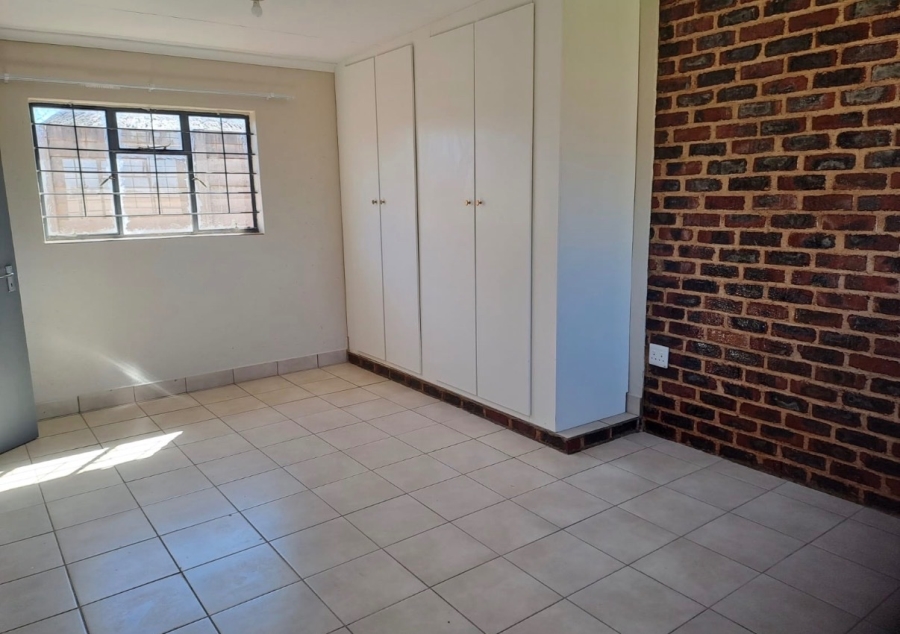 To Let  Bedroom Property for Rent in Lilyvale Gauteng