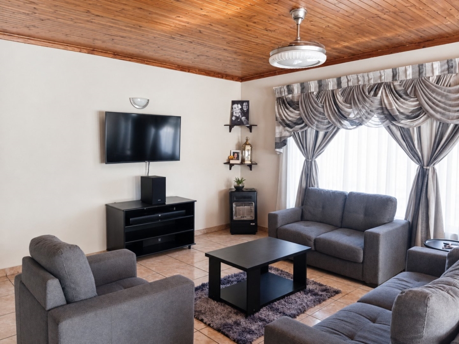 To Let 3 Bedroom Property for Rent in Witfield Gauteng