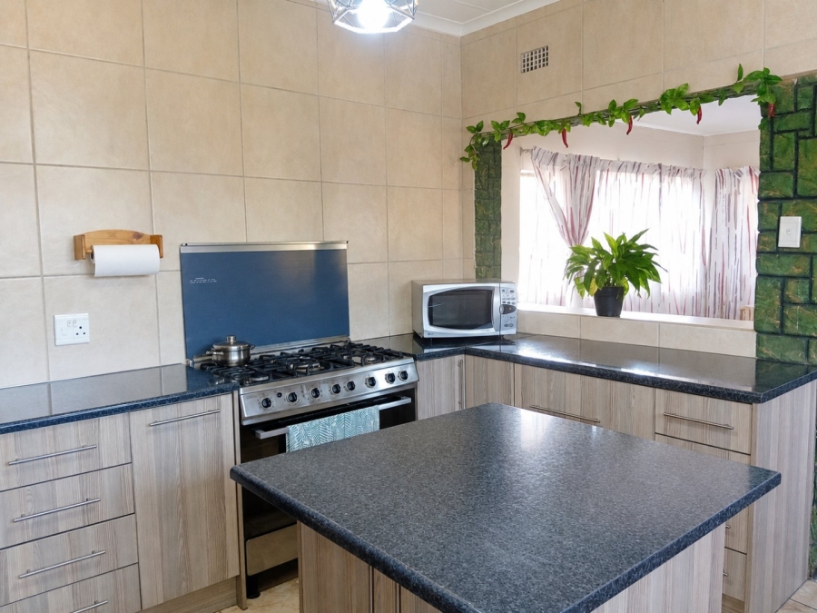 To Let 3 Bedroom Property for Rent in Witfield Gauteng