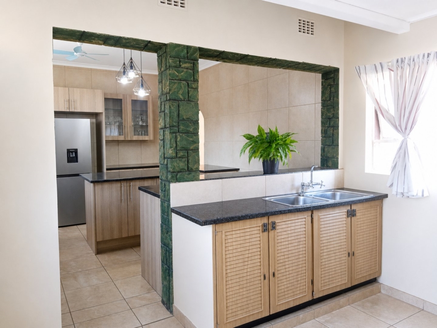 To Let 3 Bedroom Property for Rent in Witfield Gauteng