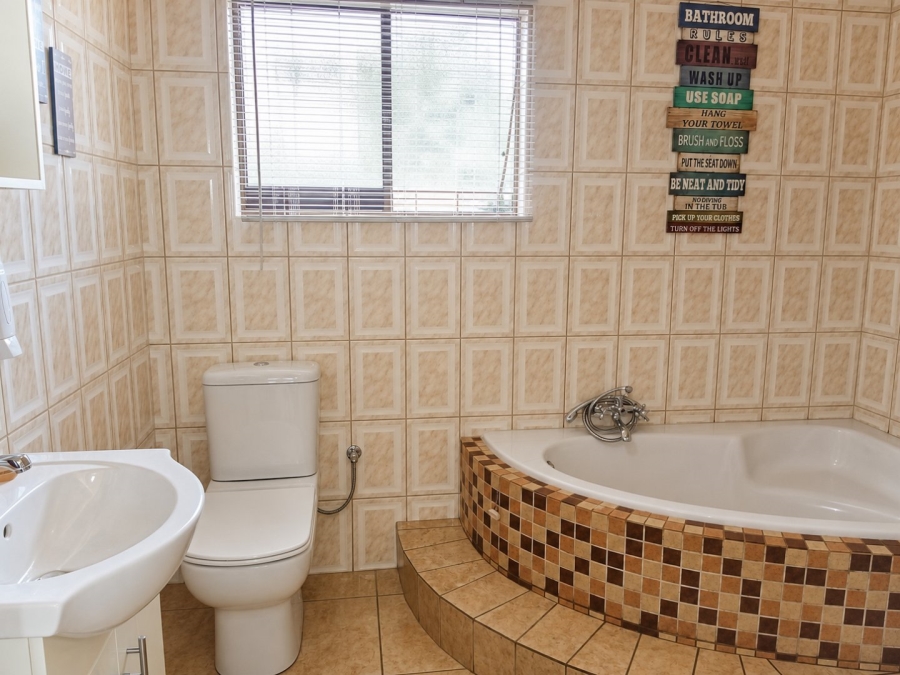 To Let 3 Bedroom Property for Rent in Witfield Gauteng