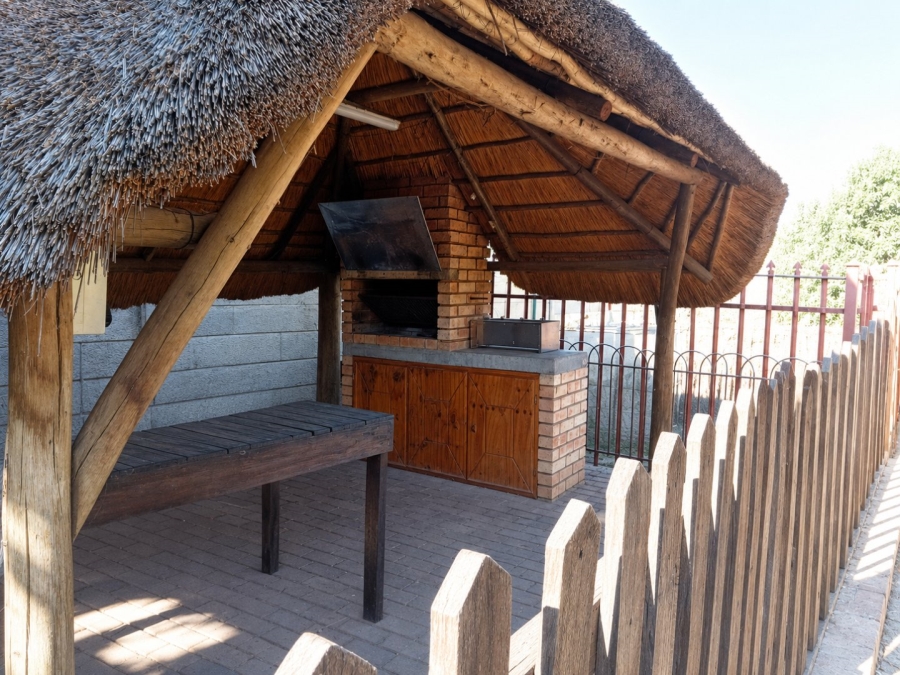 To Let 3 Bedroom Property for Rent in Witfield Gauteng