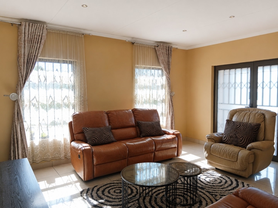 To Let 3 Bedroom Property for Rent in Lilianton Gauteng