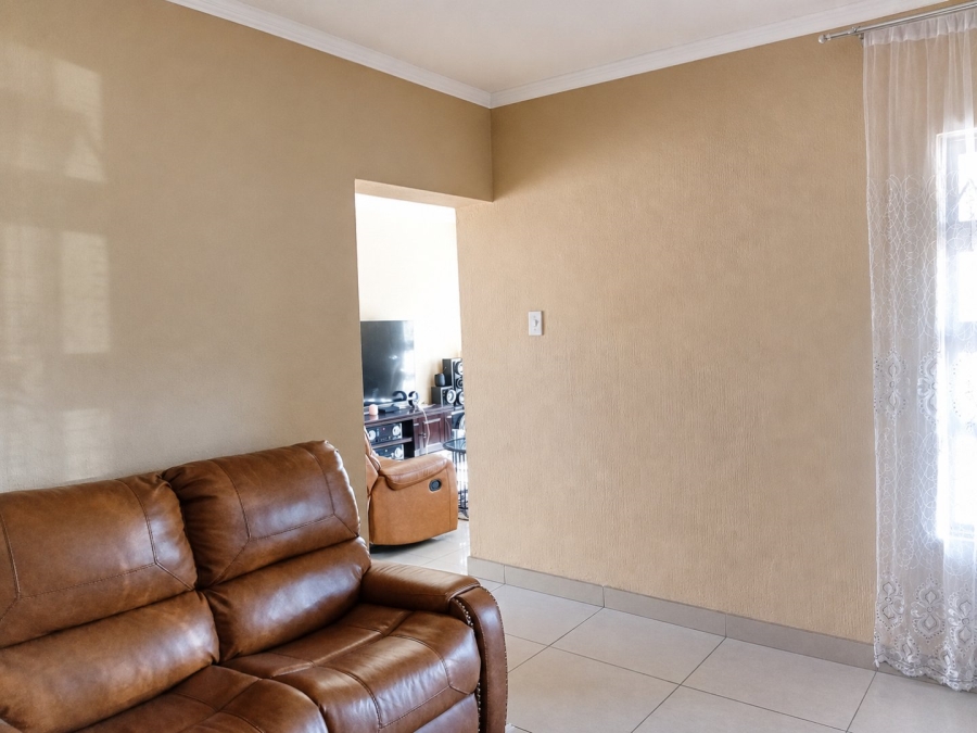 To Let 3 Bedroom Property for Rent in Lilianton Gauteng