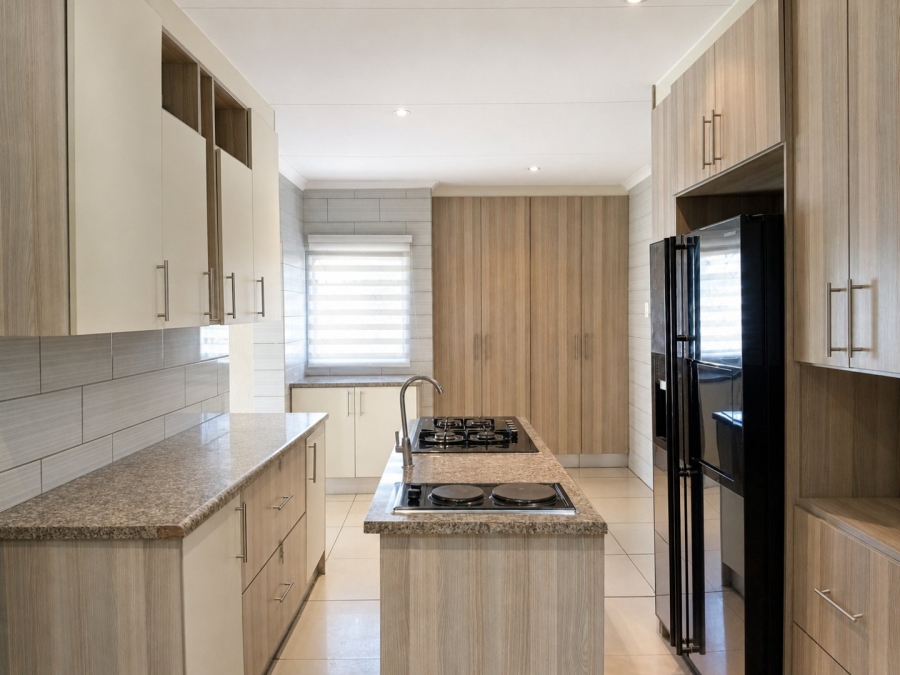 To Let 3 Bedroom Property for Rent in Lilianton Gauteng