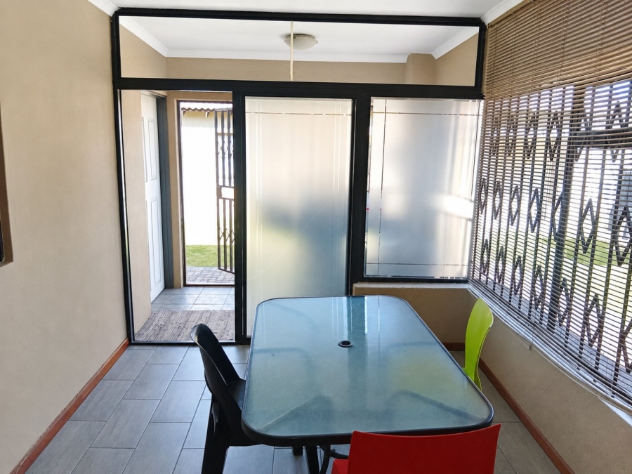 To Let 3 Bedroom Property for Rent in Lilianton Gauteng