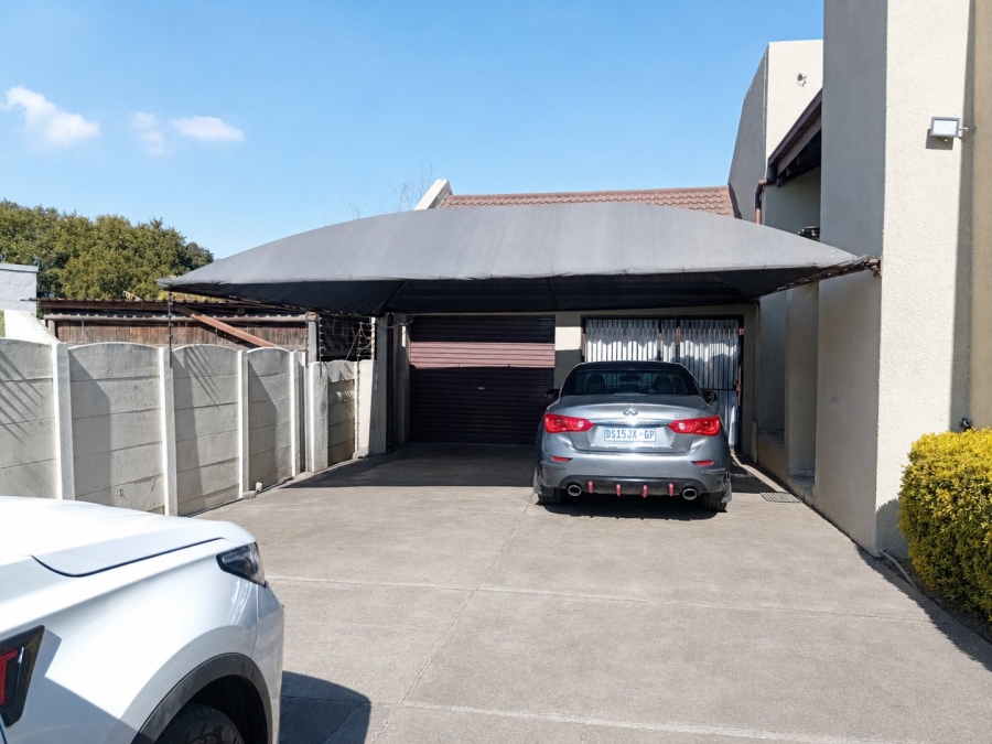 To Let 3 Bedroom Property for Rent in Lilianton Gauteng