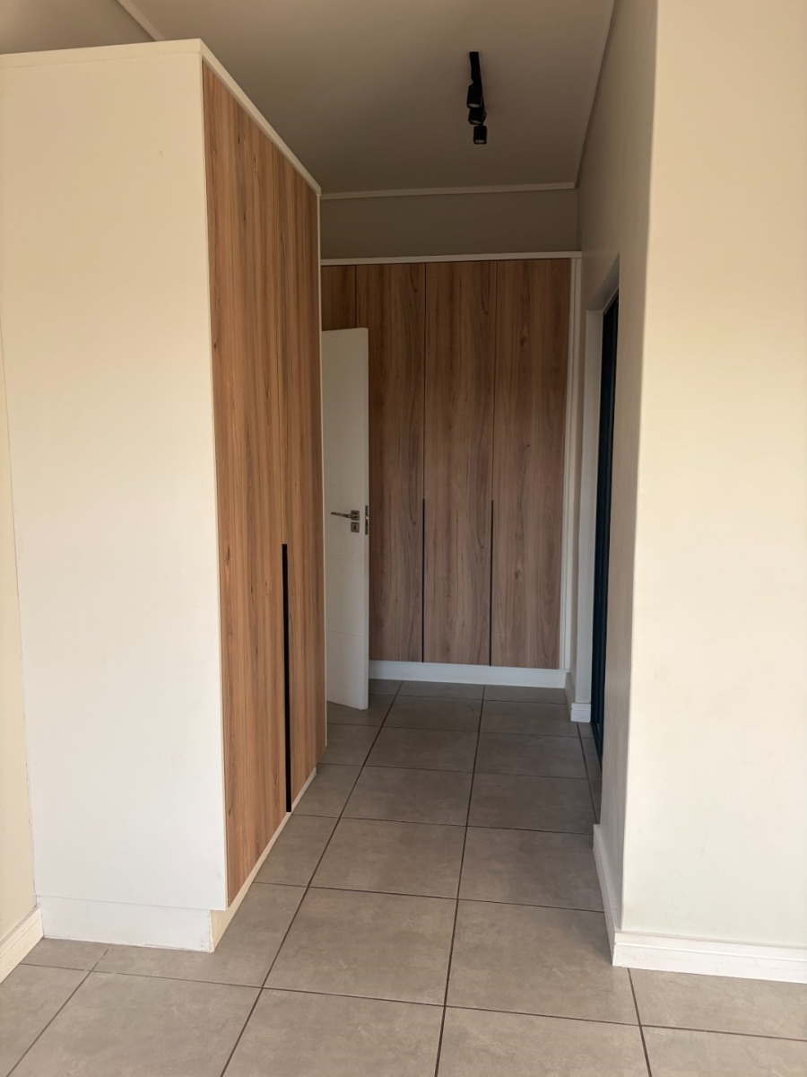 3 Bedroom Property for Sale in Waterfall Gauteng