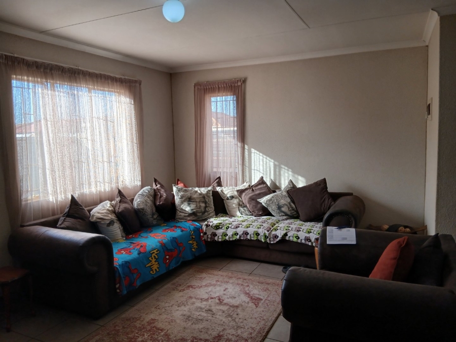 3 Bedroom Property for Sale in Sky City Gauteng