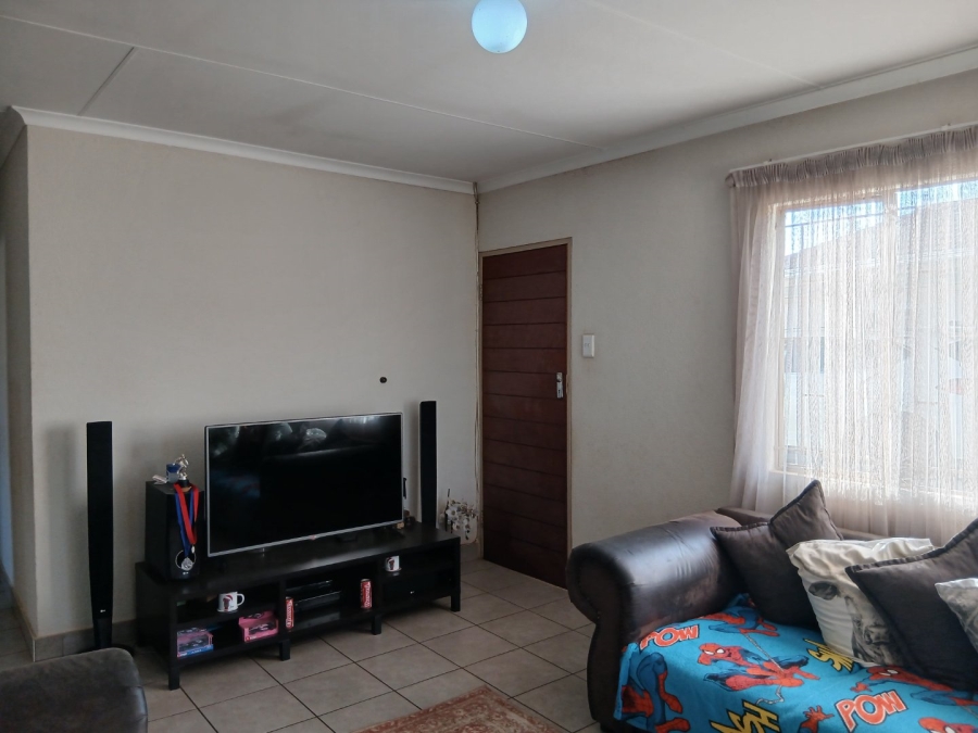 3 Bedroom Property for Sale in Sky City Gauteng