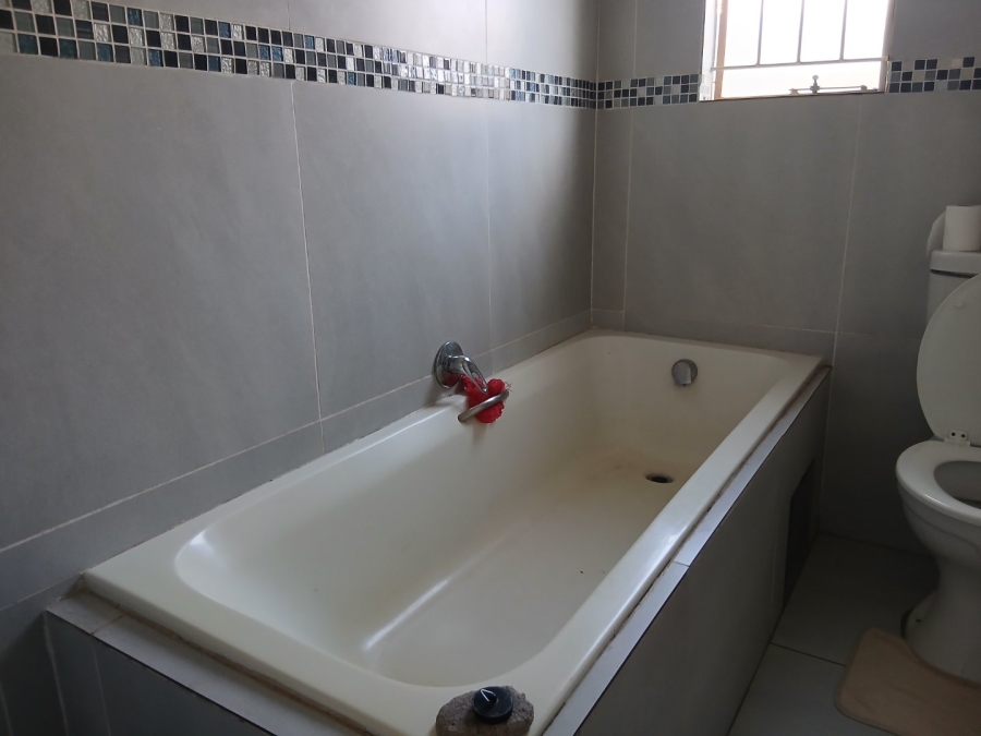 3 Bedroom Property for Sale in Sky City Gauteng