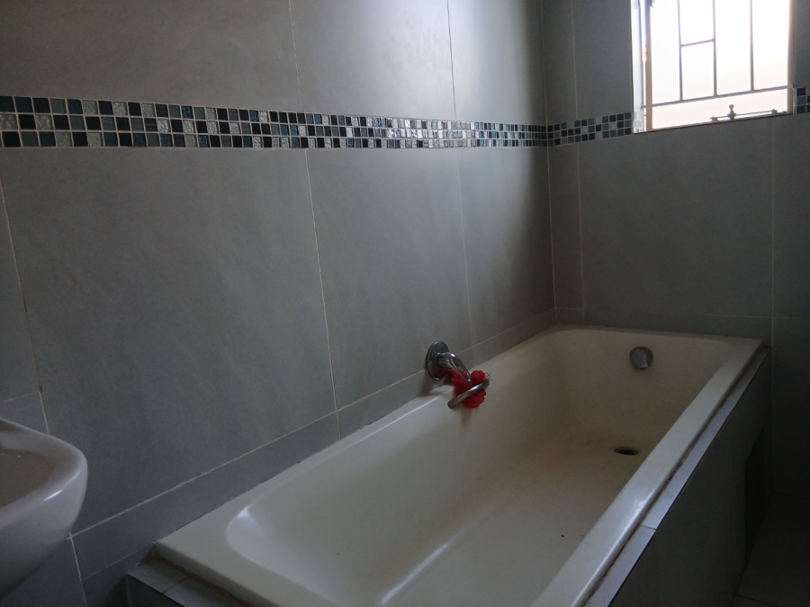 3 Bedroom Property for Sale in Sky City Gauteng