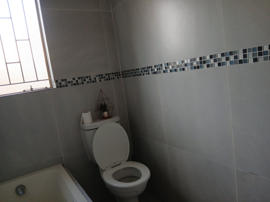 3 Bedroom Property for Sale in Sky City Gauteng