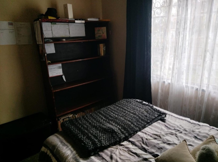  Bedroom Property for Sale in Mountain View Gauteng