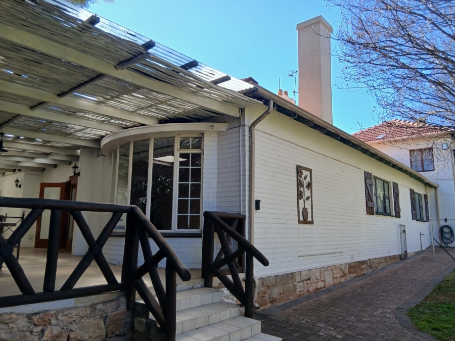 3 Bedroom Property for Sale in Saxonwold Gauteng