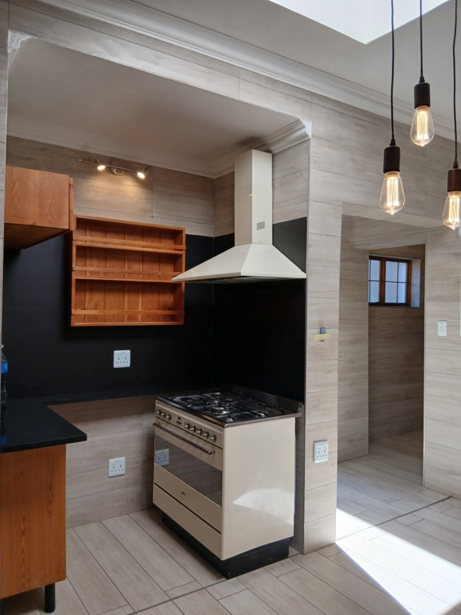 3 Bedroom Property for Sale in Saxonwold Gauteng