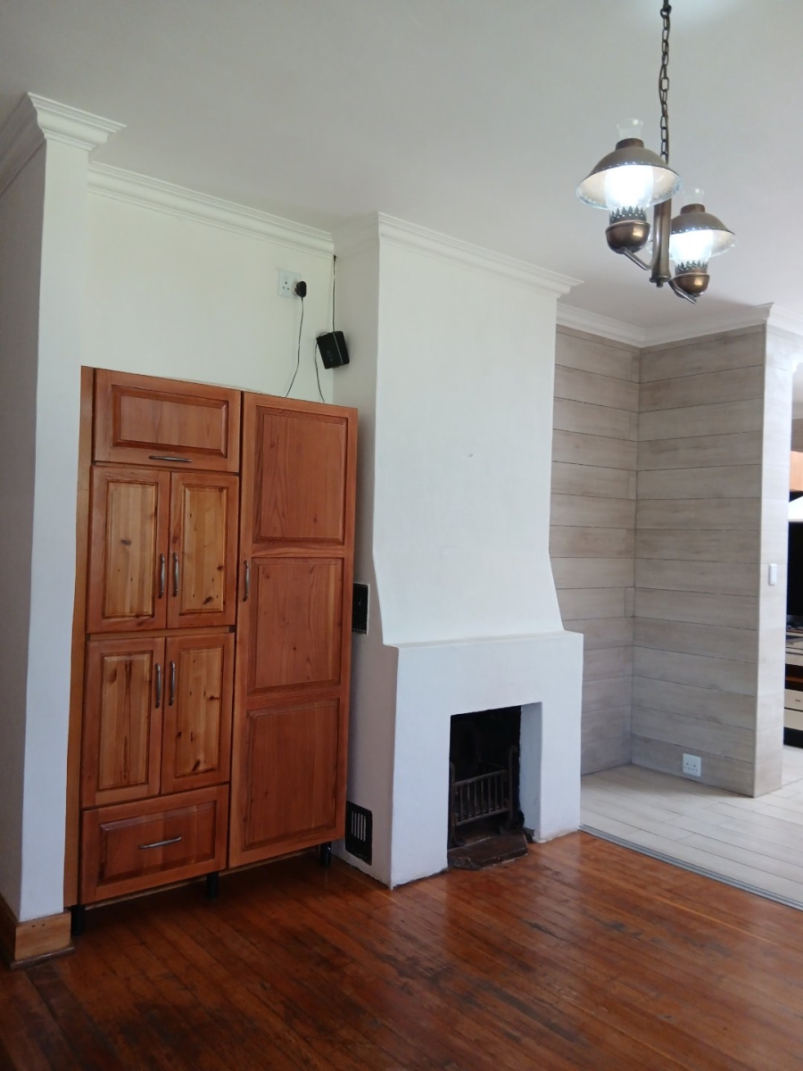 3 Bedroom Property for Sale in Saxonwold Gauteng