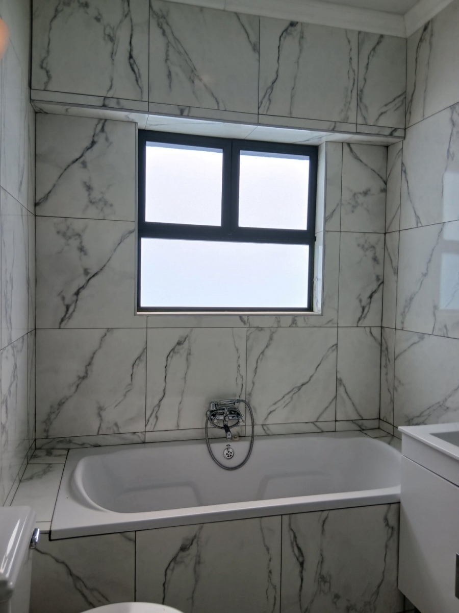 3 Bedroom Property for Sale in Saxonwold Gauteng