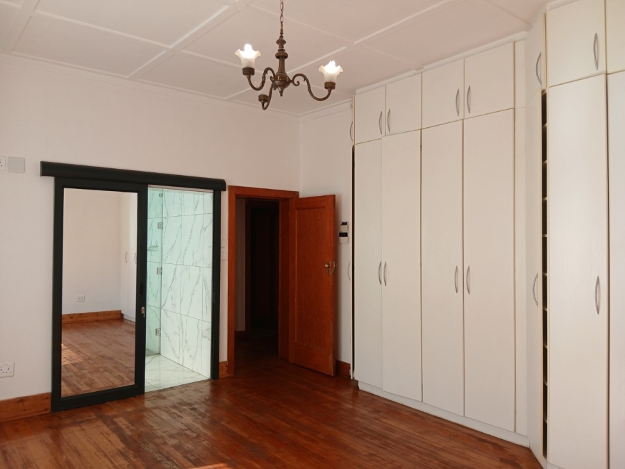 3 Bedroom Property for Sale in Saxonwold Gauteng