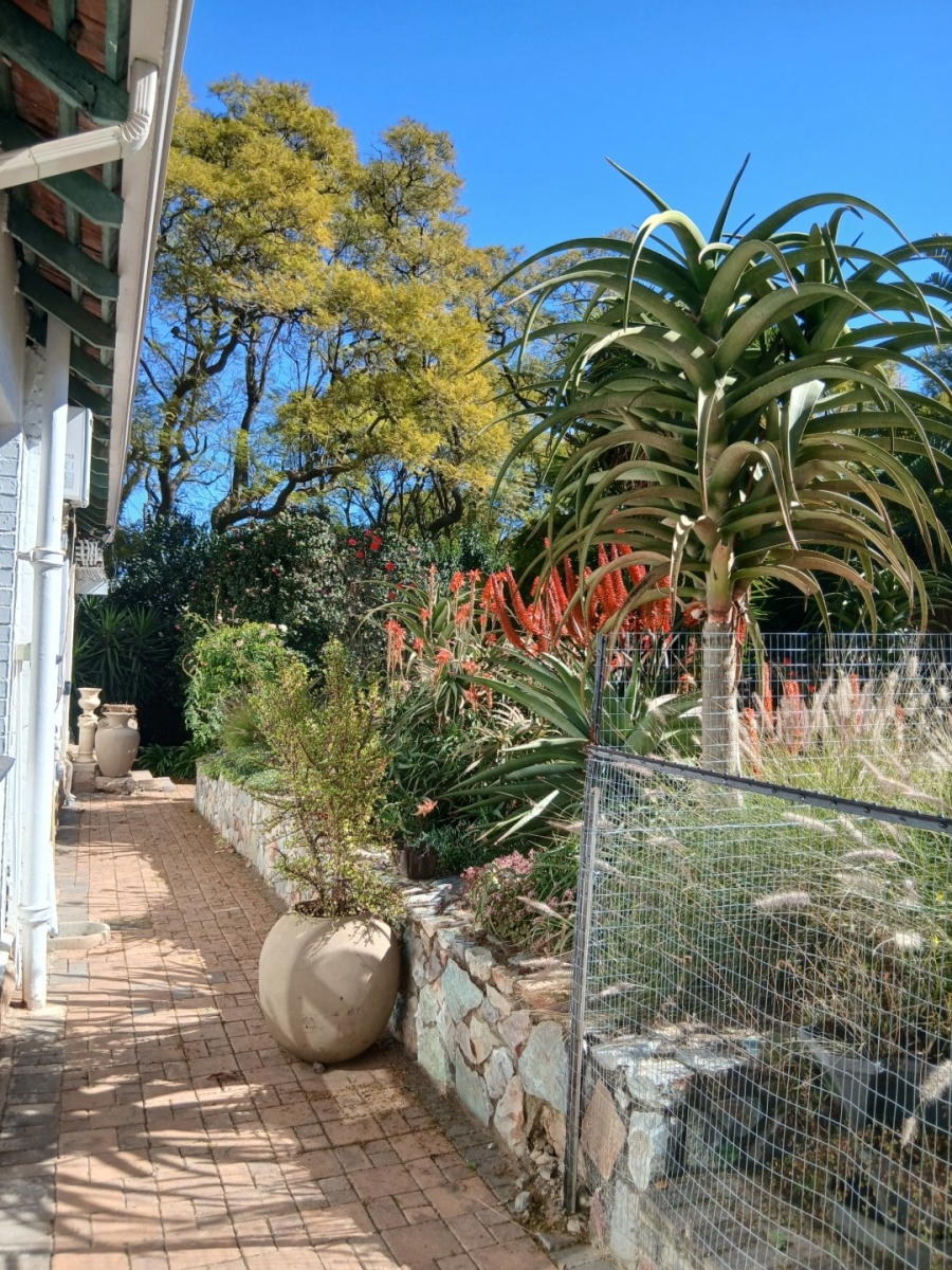 3 Bedroom Property for Sale in Saxonwold Gauteng